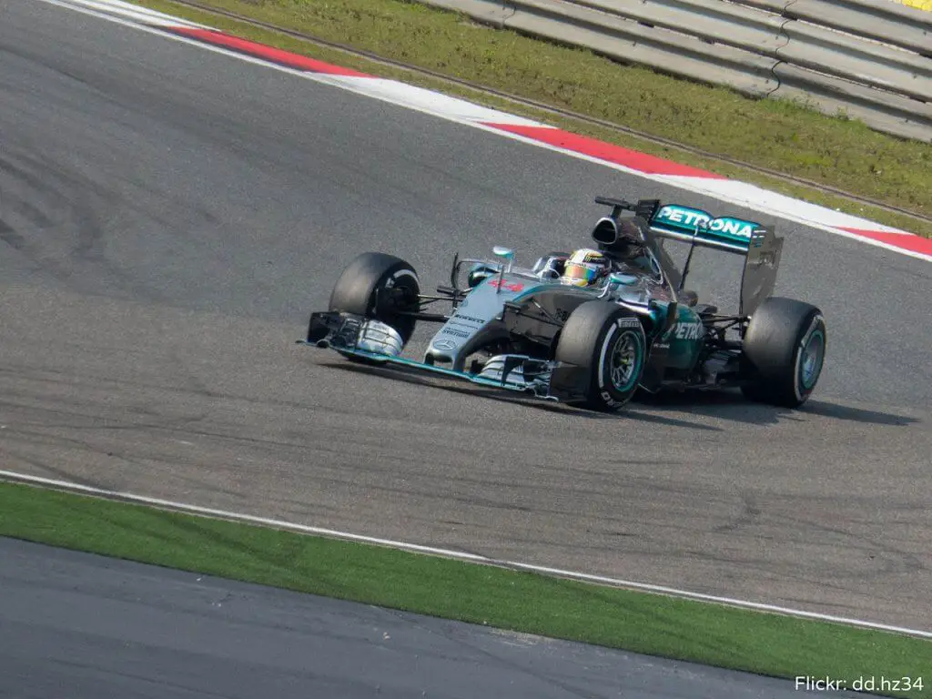 The 2015 Chinese Grand Prix finished under safety car conditions. 