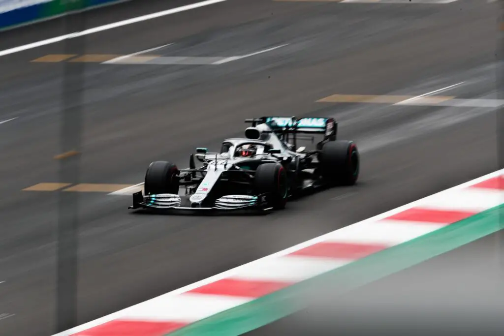 Lewis Hamilton at Autódromo Hermanos Rodríguez in 2019